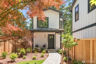 13005 NE 88th St, Kirkland, WA 98033