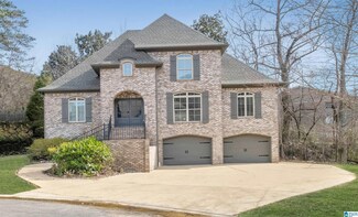 226 Castlehill Dr, Vestavia, AL 35226