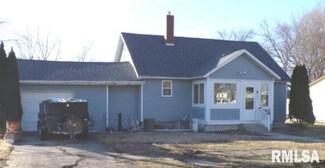 305 N Mcknight St, Alexis, IL 61412