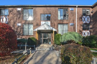 139 King St Unit 205, Franklin, MA 02038