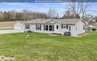 3316 Indian Point Dr, Ellston, IA 50074