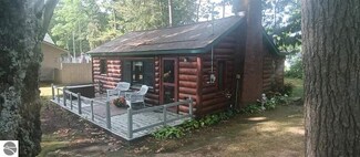 5470 E 1st St, Au Gres, MI 48703