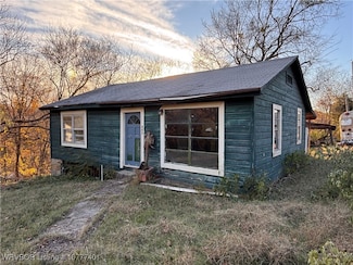 601 Sicard Ave, Arkoma, OK 74901