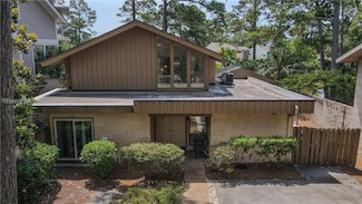 2 Windjammer Ct, Hilton Head Island, SC 29928