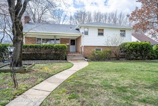 2 Silverwhite Rd, Little Silver, NJ 07739