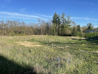 2340 Lake Birch Ct NE, Grand Rapids, MI 49525