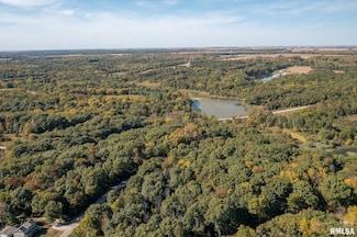83 Walnut Ct, Dahinda, IL 61428