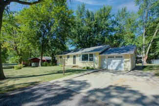 1844 Walnut St, Hastings, MN 55033