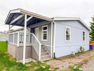 700 N Reed St Unit 72, Sedro Woolley, WA 98284