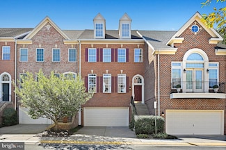 1924 Logan Manor Dr, Reston, VA 20190