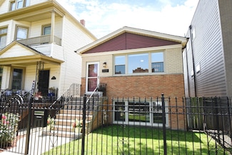 3331 W Belle Plaine Ave, Chicago, IL 60618
