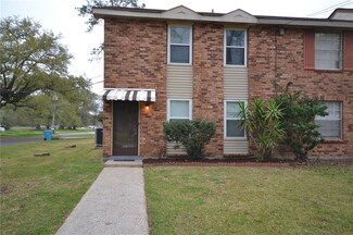 1128 Saint Maria St, Luling, LA 70070