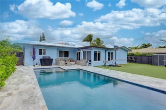 2740 NE 53rd Ct, Lighthouse Point, FL 33064