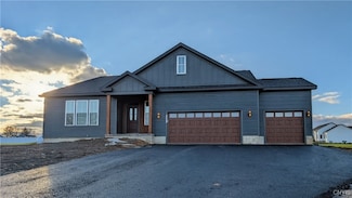 4523 Hollyshire Way, Clay, NY 13041