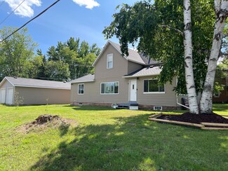 11 Grant Ave N, Sandstone, MN 55072