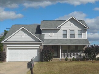 6767 Tupelo Dr, Bedford, OH 44146