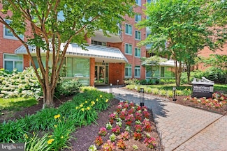 1024 N Utah St Unit 424, Arlington, VA 22201