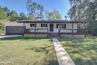 6533 Shawnee St, Kiln, MS 39556