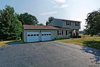 25 Baker Dr, Gansevoort, NY 12831