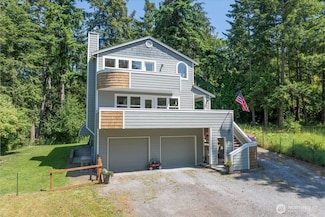 945 Rowe Rd, Camano Island, WA 98282