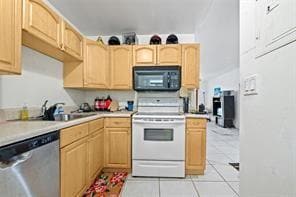 504 Gardens Dr Unit 203, Pompano Beach, FL 33069