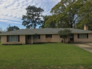 103 Delphine St, Lafayette, LA 70506
