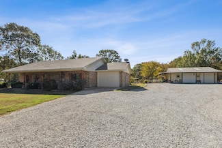 2371 W Us Highway 69, Emory, TX 75440