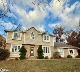 7 Carriage Green, Keokuk, IA 52632