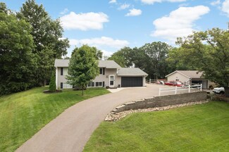26625 Woodcrest Dr, Elko New Market, MN 55020