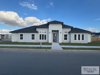 5200 Trinity River Cir, Brownsville, TX 78520