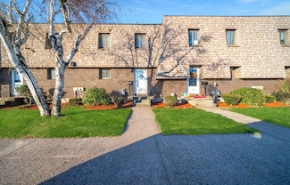 172 Beekman Dr Unit 172, Agawam, MA 01001