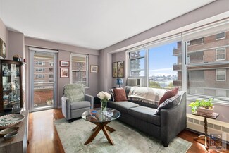 575 Grand St Unit E1004, New York, NY 10002