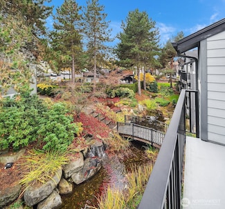 11113 NE 125th Ln Unit E-319, Kirkland, WA 98034