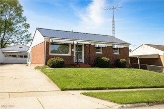 2440 40th St NE, Canton, OH 44705