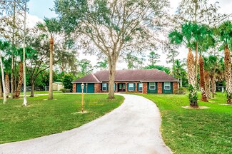 464 Via Hermosa, West Palm Beach, FL 33415