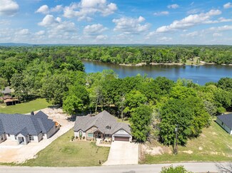 21425 Stevenson Rd, Coffee City, TX 75763
