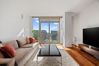 38 N Almaden Blvd Unit 1916, San Jose, CA 95110