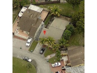 5684 NW 194th Ln, Miami Gardens, FL 33055