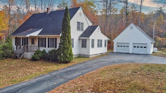 128 Stocker Pond Rd, Grantham, NH 03753