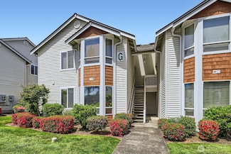 800 96th Ave NE Unit G201, Lake Stevens, WA 98258