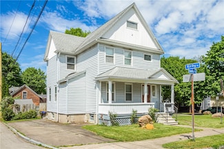 98 Sanford St, Rochester, NY 14620