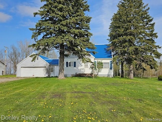 2465 S Van Dyke Rd, Marlette, MI 48453