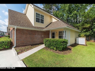 323 Saint Rosea Rd, Wilmington, NC 28405