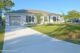 511 Trumpet St SW, Palm Bay, FL 32908