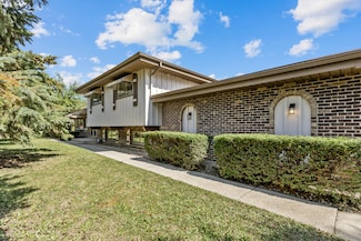 1750 W Woodland Ave, Addison, IL 60101