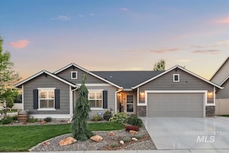 6031 N Spindrift Ave, Meridian, ID 83646