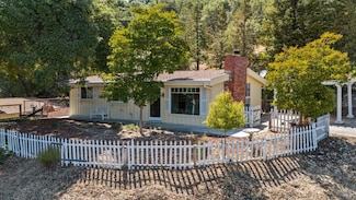 1216 W Standley St, Ukiah, CA 95482