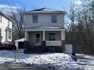 702 Arlington Ave, New Castle, PA 16101