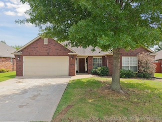 10304 E 98th St N, Owasso, OK 74055