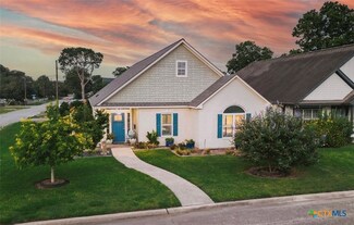 1806 N Vine St, Victoria, TX 77901